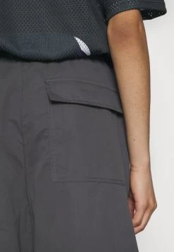 YOURTURN Genderless Parachute - Short - Dark Grey -Mode-YOURTURN 05dbb3ff71354d429dd94820e7b6e5dc