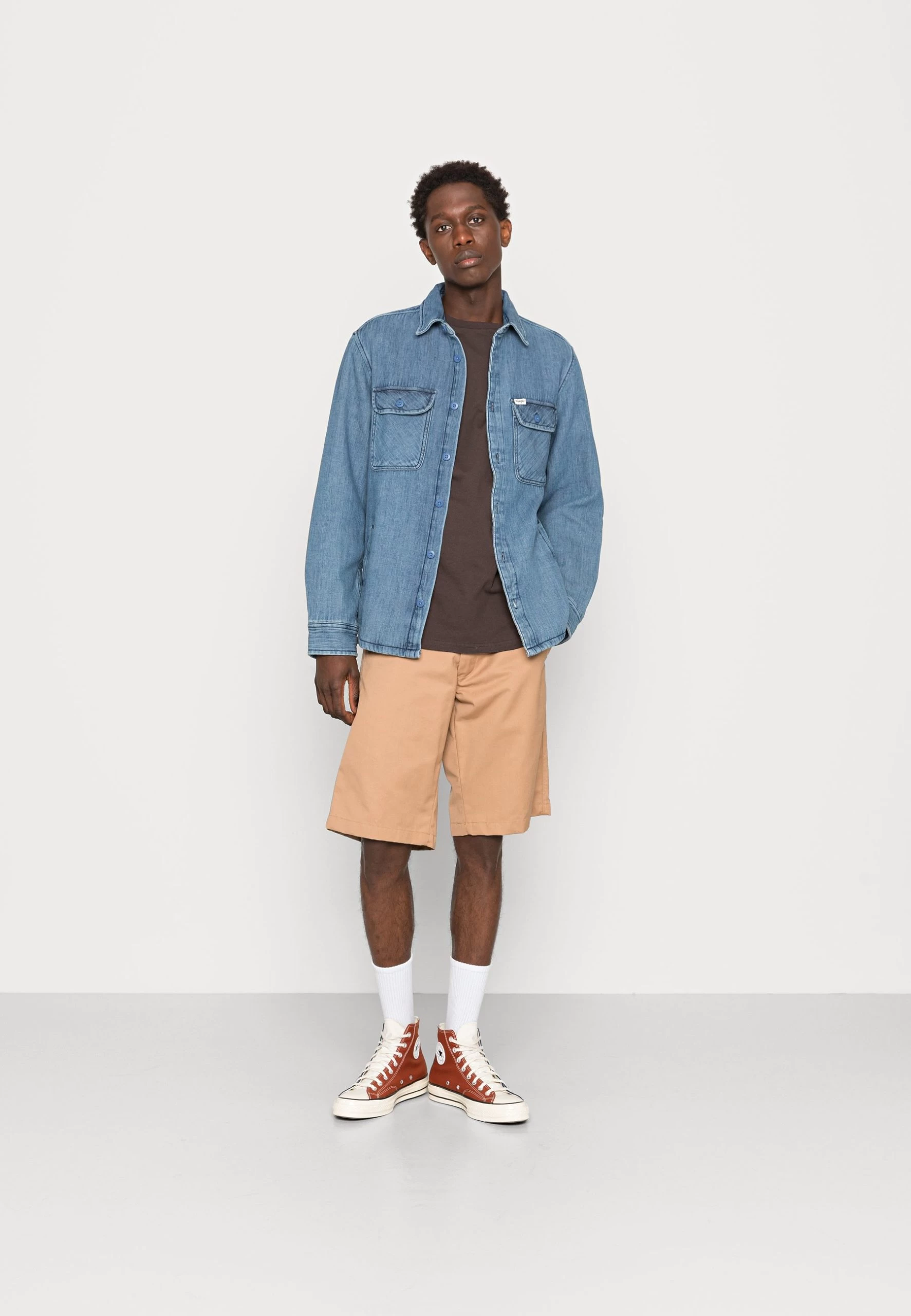 YOURTURN Nostalgia Future Tee Unisex - T-Shirt Imprimé - Brown 2 YOURTURN Nostalgia Future Tee Unisex - T-Shirt Imprimé - Brown – Image 2