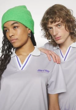 YOURTURN Unisex - Polo - White 12 YOURTURN Unisex - Polo - White -Mode-YOURTURN 1821b7e873ad4aa8aed2aa8259580b00