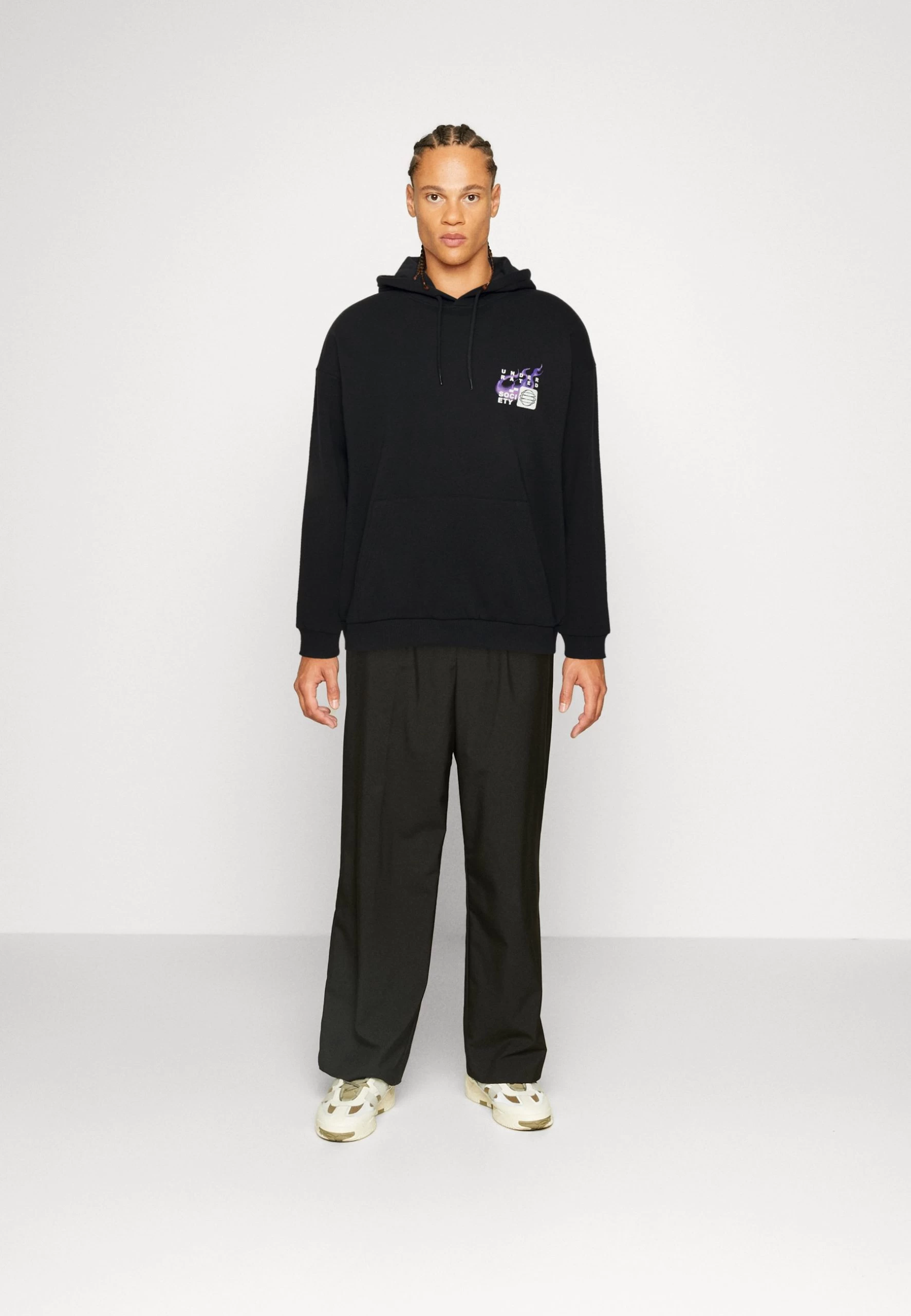 YOURTURN Unisex - Sweatshirt - Black 2 YOURTURN Unisex - Sweatshirt - Black – Image 2