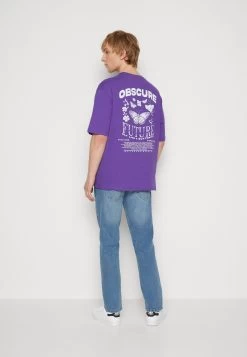 YOURTURN Nostalgia Future Tee Unisex - T-Shirt Imprimé - Purple -Mode-YOURTURN 2d839d25c2b84fd3af3e4aec65254a06