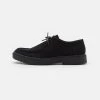 YOURTURN Unisex - Chaussures À Lacets - Black