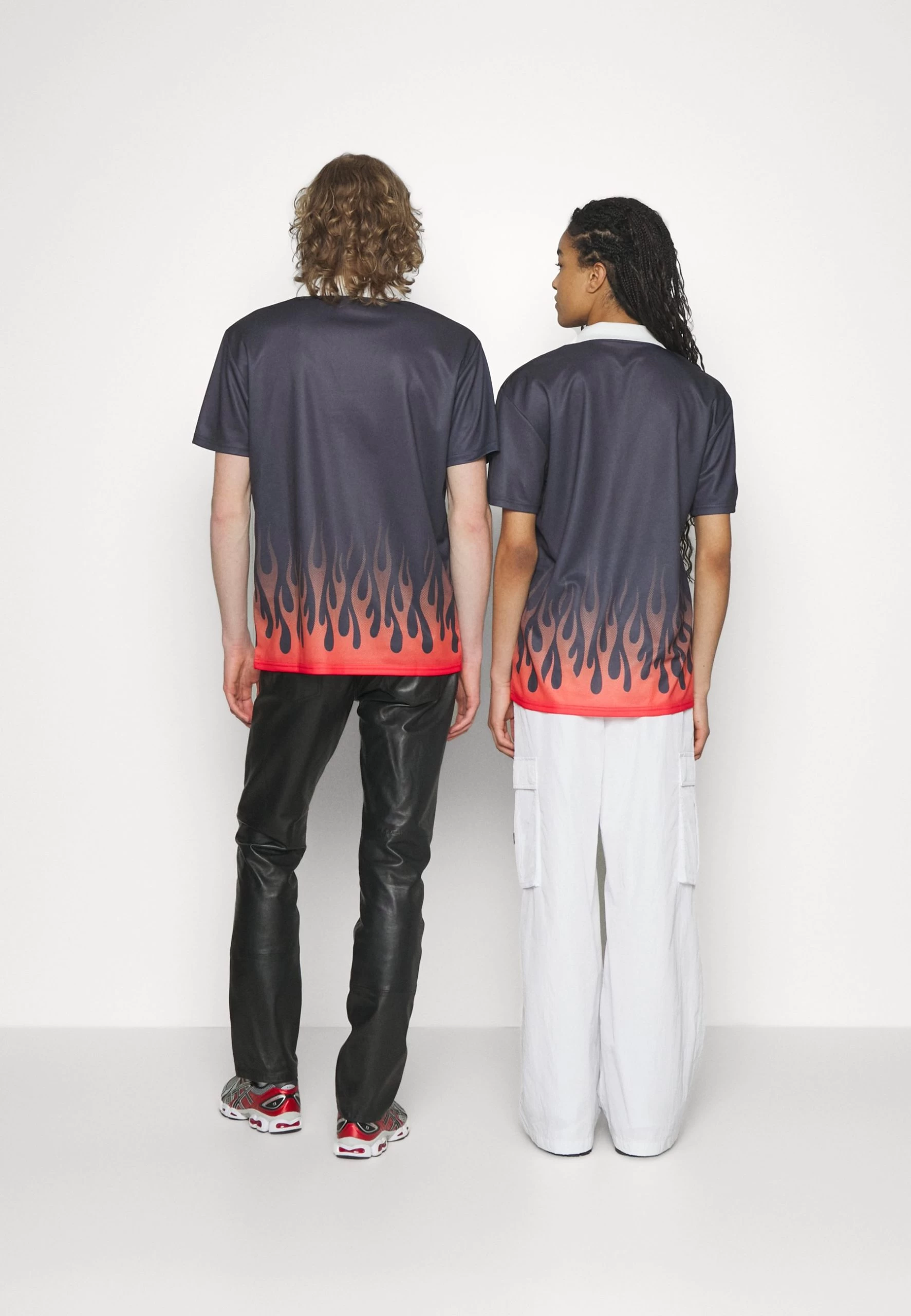 YOURTURN Unisex - Polo - Black 3 YOURTURN Unisex - Polo - Black – Image 3