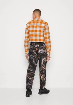 YOURTURN Phluid Unisex - Jean Boyfriend - Black Denim -Mode-YOURTURN 4bc69e668d3e4e9183aebe8ece2004ad