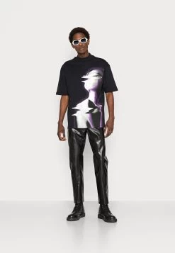 YOURTURN Unisex - T-Shirt Imprimé - Black 6 YOURTURN Unisex - T-Shirt Imprimé - Black -Mode-YOURTURN 5ecf5512acc44e81ab274aa348a49adb