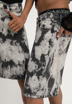 YOURTURN Unisex - Short En Jean - Black Denim -Mode-YOURTURN 6f57c0c64b7d40299b512707a370f88a