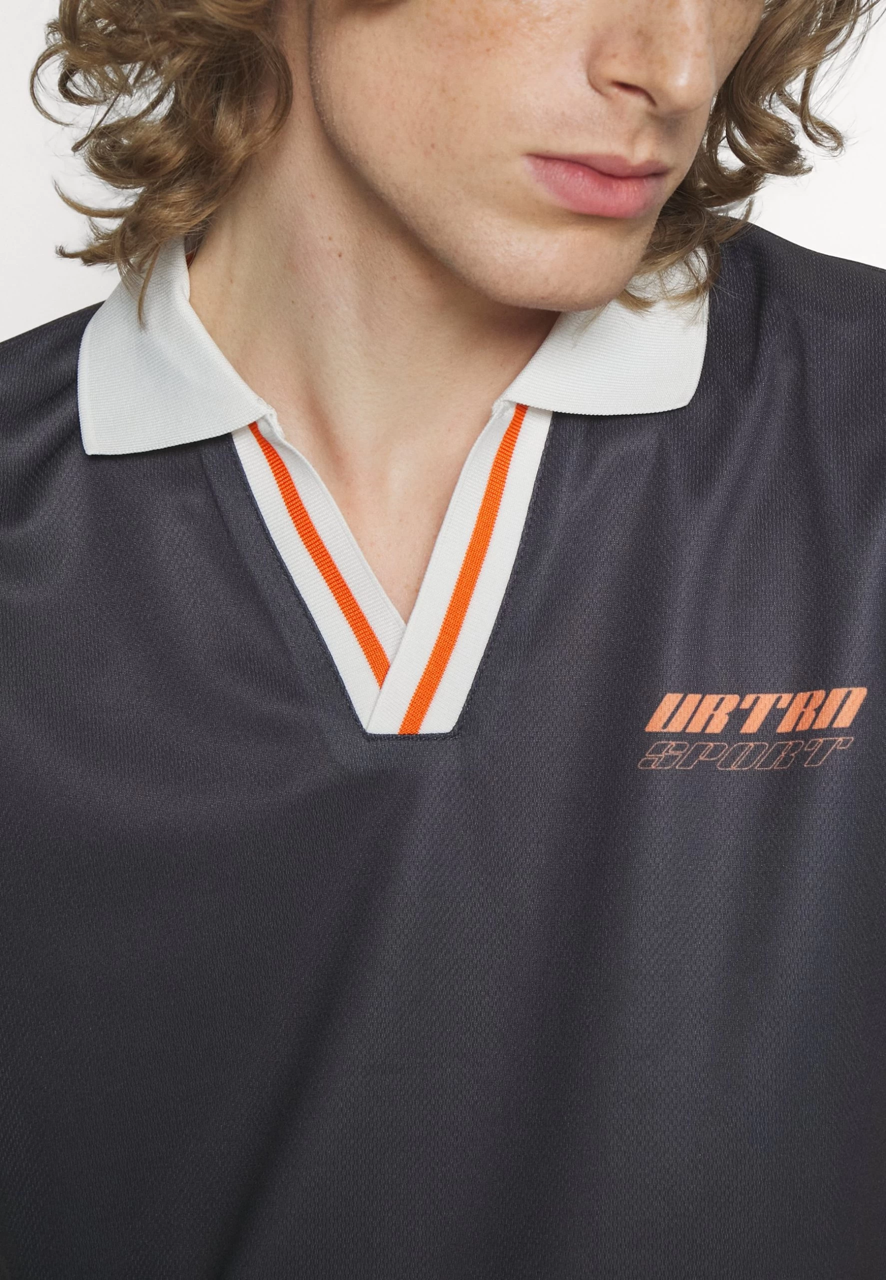 YOURTURN Unisex - Polo - Black 5 YOURTURN Unisex - Polo - Black – Image 5