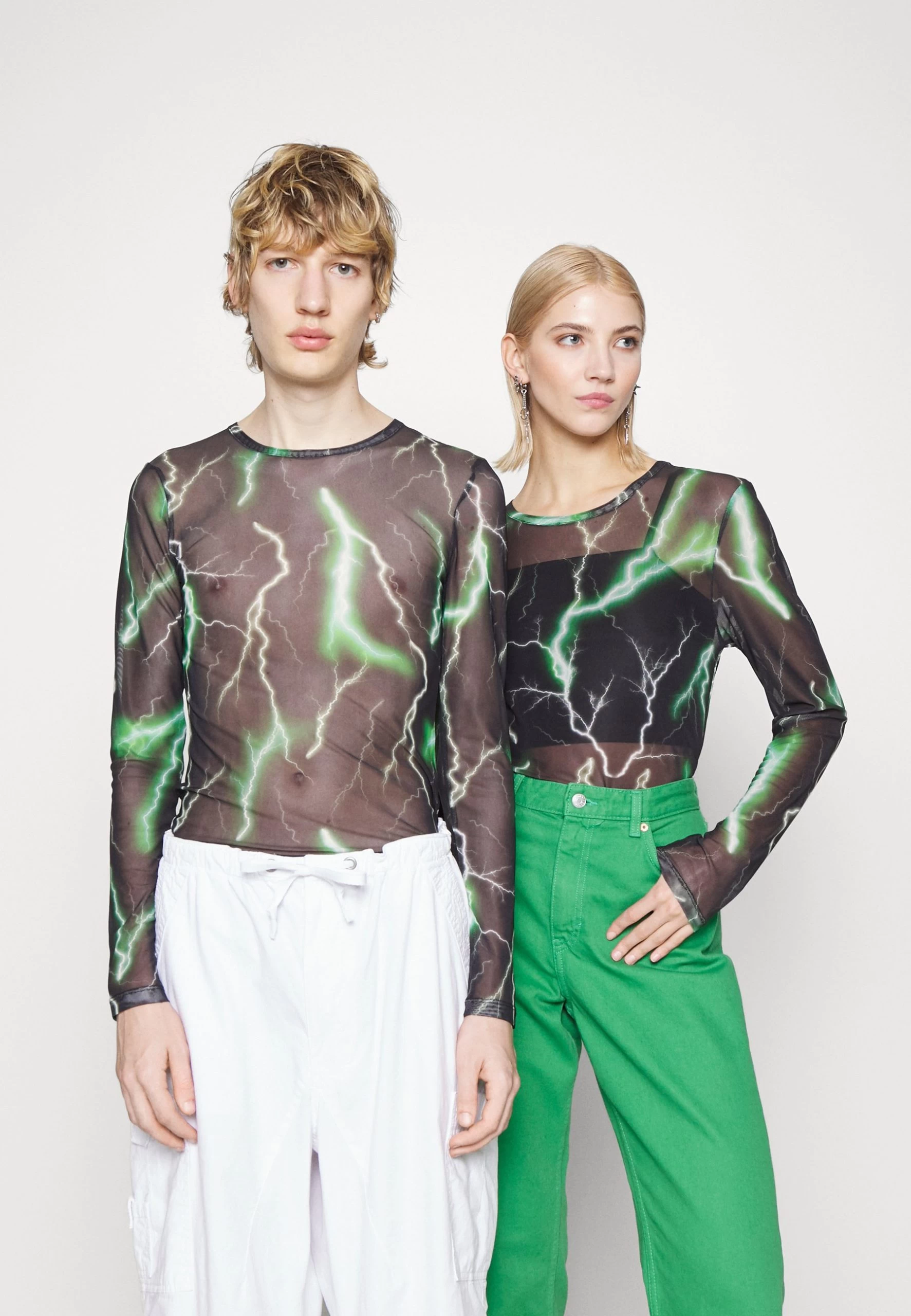 YOURTURN Unisex - T-Shirt À Manches Longues - Black 1 YOURTURN Unisex - T-Shirt À Manches Longues - Black