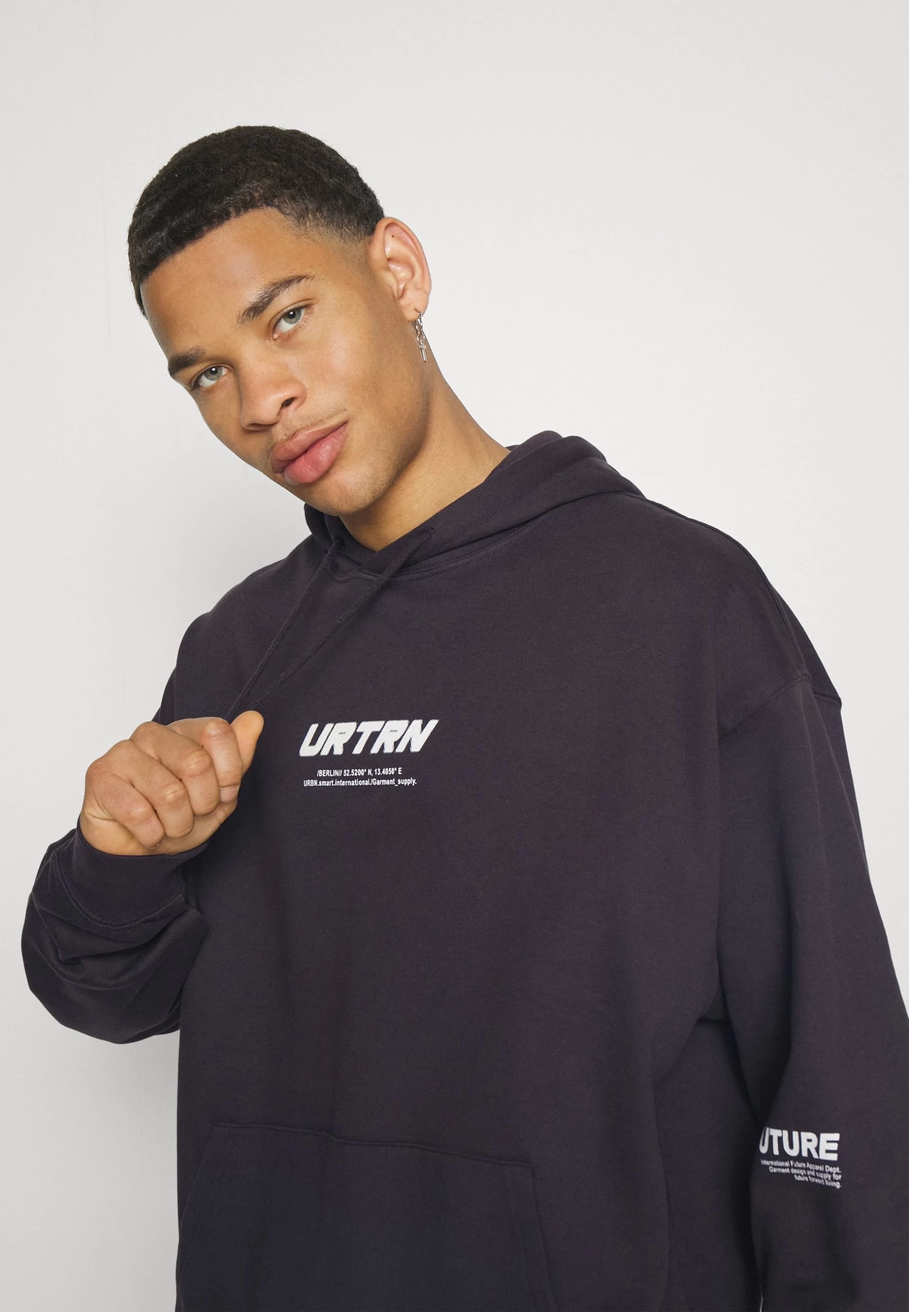 YOURTURN Unisex - Sweat À Capuche - Black 4 YOURTURN Unisex - Sweat À Capuche - Black – Image 4