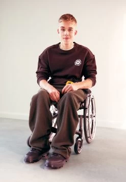 YOURTURN Unisex - Sweatshirt - Dark Brown 14 YOURTURN Unisex - Sweatshirt - Dark Brown -Mode-YOURTURN 937a7c0565a34ebdbe6bb93de482f2f8