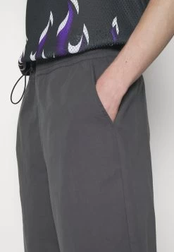 YOURTURN Genderless Parachute - Short - Dark Grey -Mode-YOURTURN ab229e6e99c74a9d898bb39c8fce313e