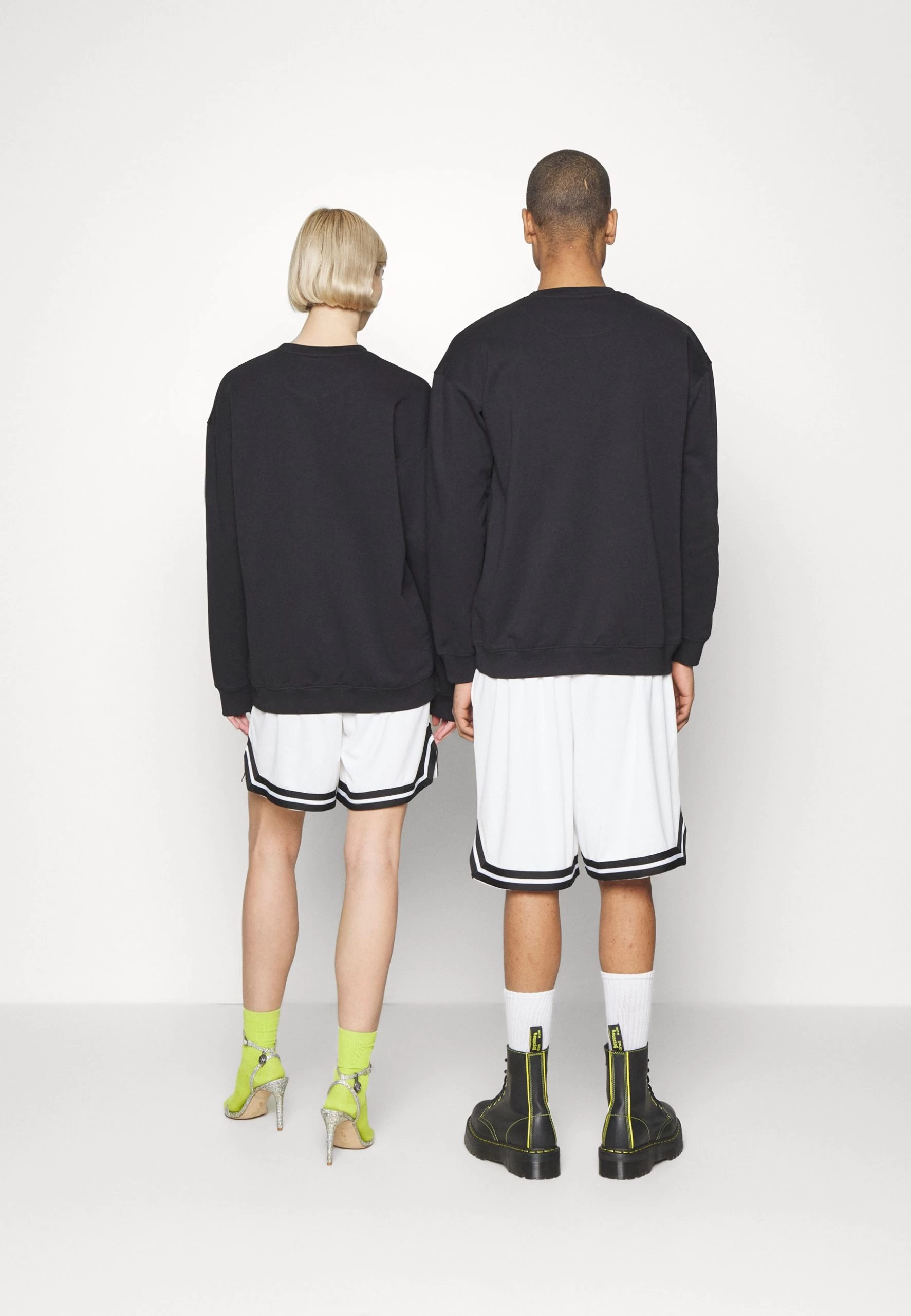 YOURTURN Care Bears Unisex - Sweatshirt - Black 3 YOURTURN Care Bears Unisex - Sweatshirt - Black – Image 3