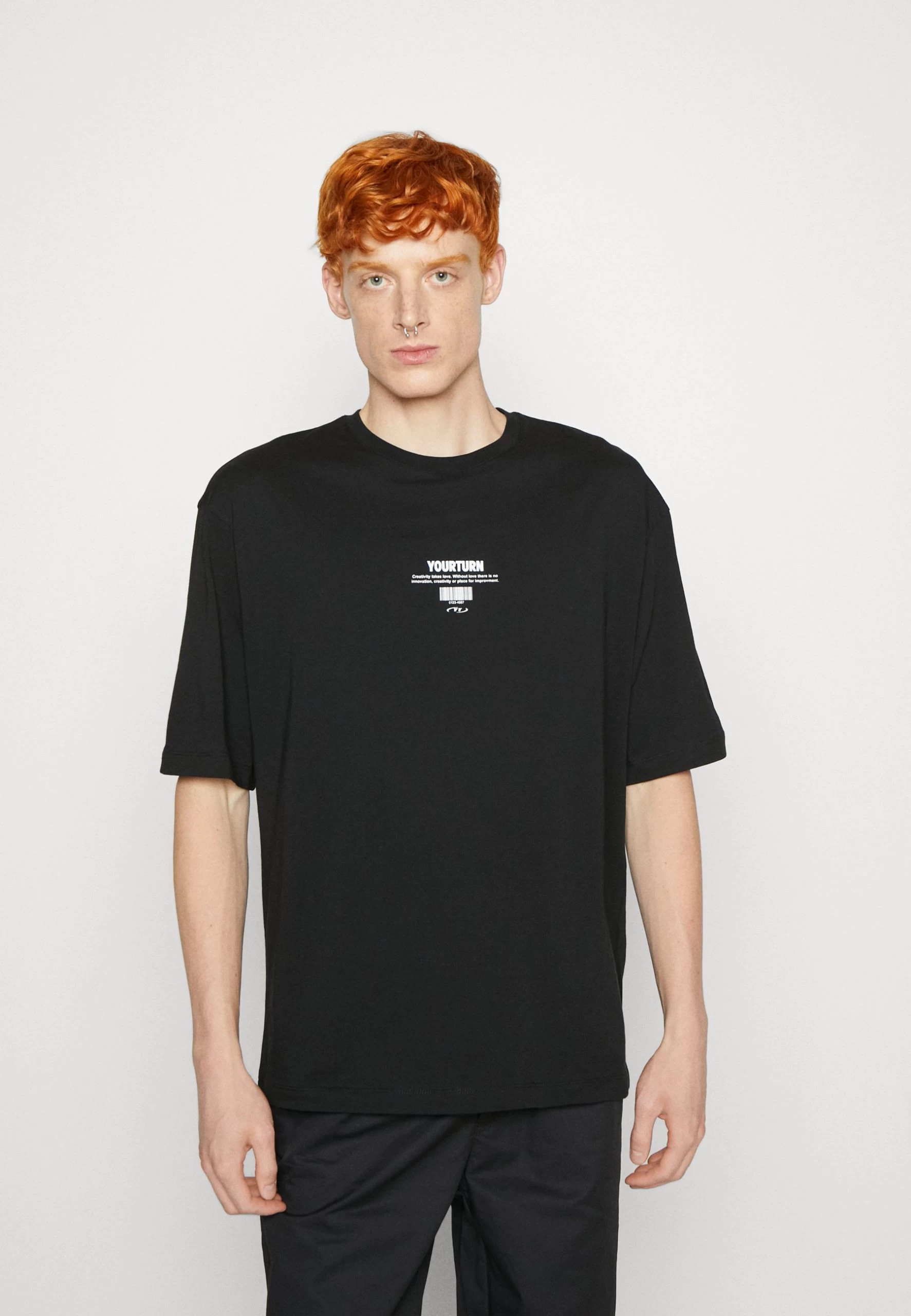 YOURTURN Unisex - T-Shirt Imprimé - Black 3 YOURTURN Unisex - T-Shirt Imprimé - Black – Image 3