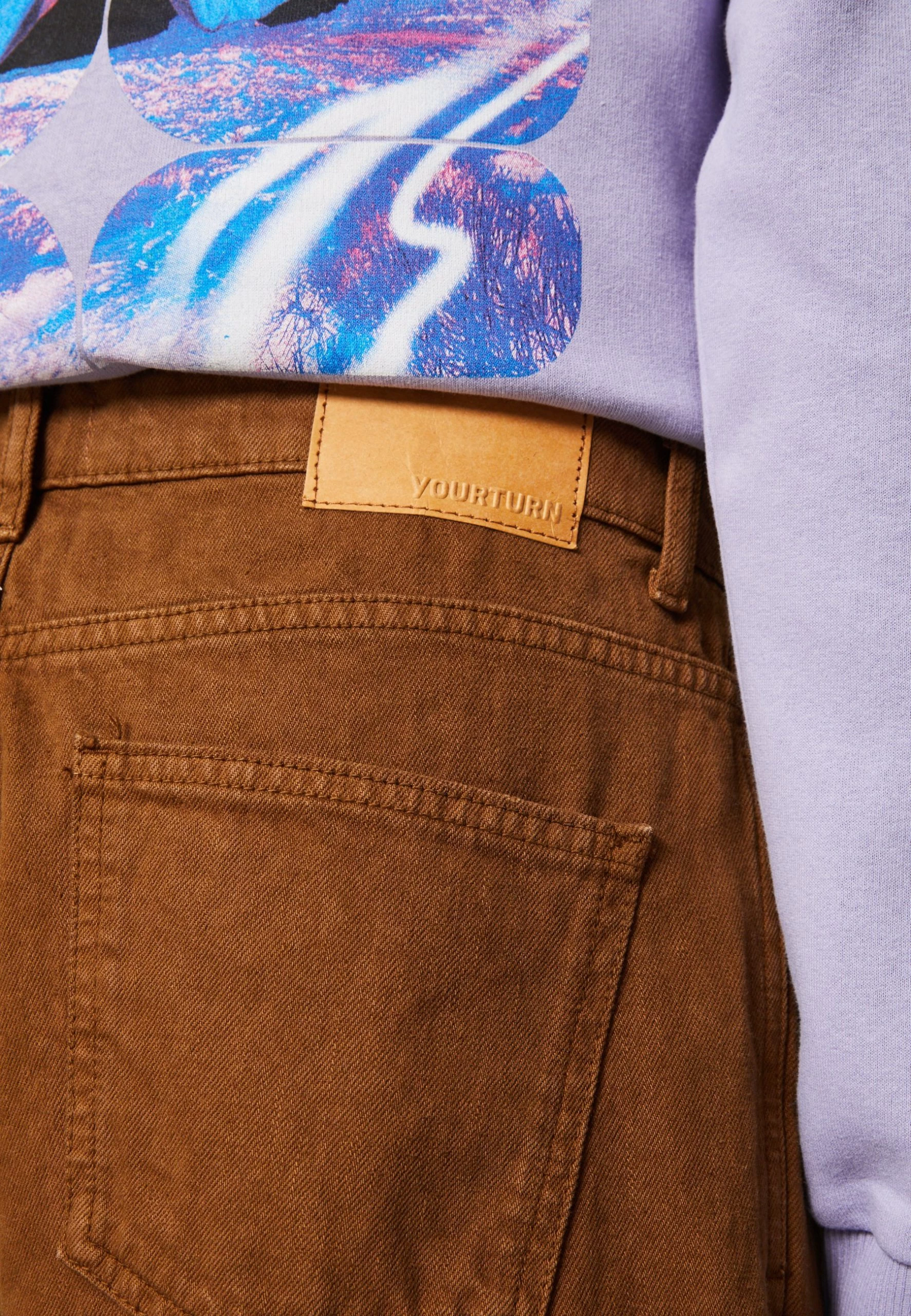 YOURTURN Unisex - Jean Boyfriend - Brown 6 YOURTURN Unisex - Jean Boyfriend - Brown – Image 6