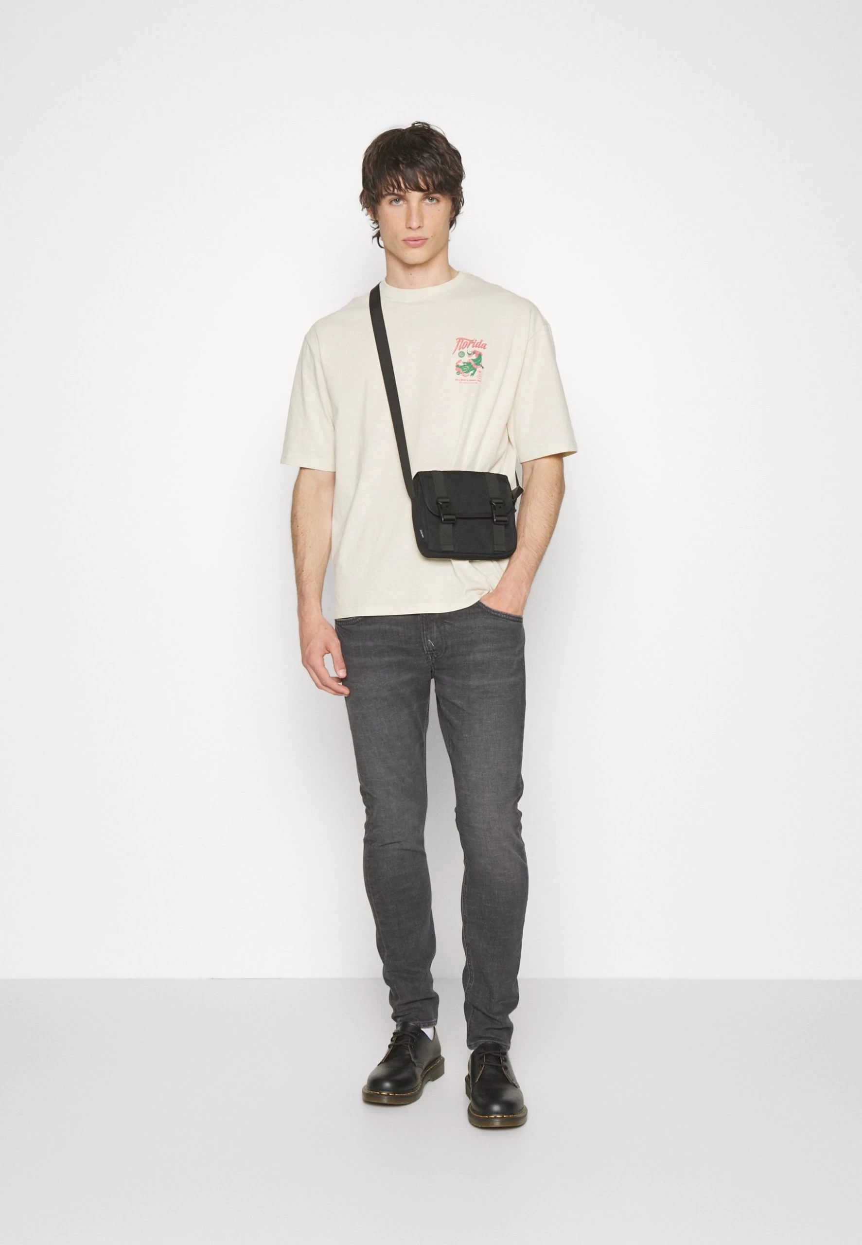 YOURTURN Crocodile Florida Graphic Tee Unisex - T-Shirt Imprimé - Beige 2 YOURTURN Crocodile Florida Graphic Tee Unisex - T-Shirt Imprimé - Beige – Image 2