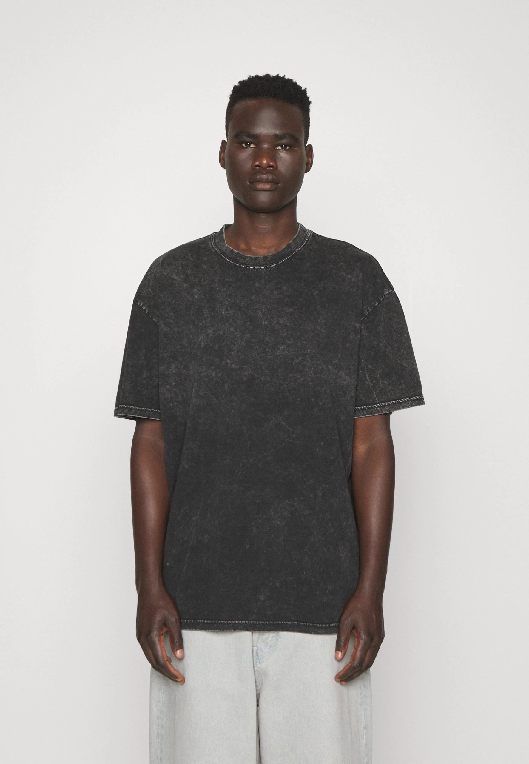 YOURTURN 2 Pack Unisex - T-Shirt Basique - Black/Olive 2 YOURTURN 2 Pack Unisex - T-Shirt Basique - Black/Olive – Image 2