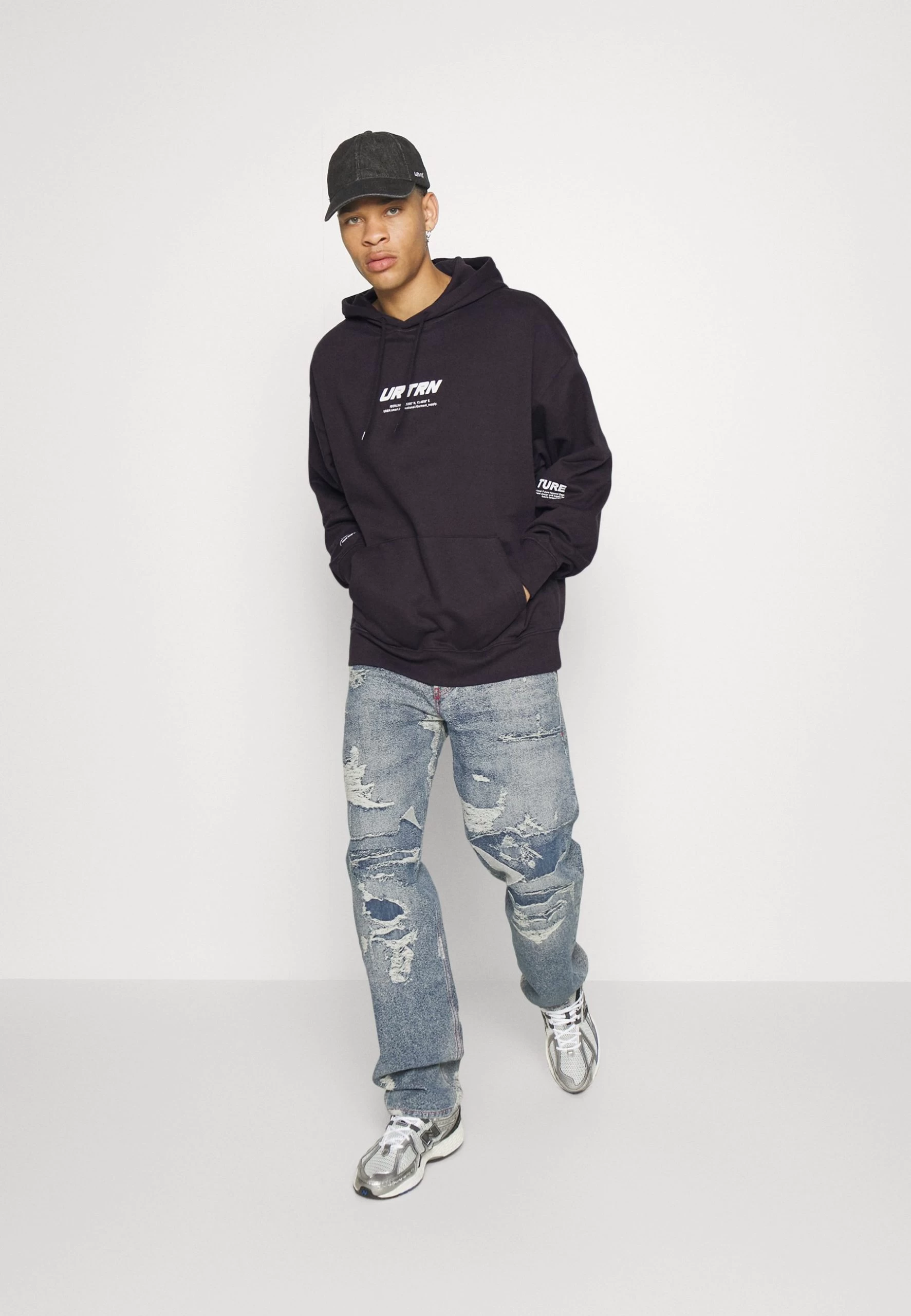 YOURTURN Unisex - Sweat À Capuche - Black 2 YOURTURN Unisex - Sweat À Capuche - Black – Image 2