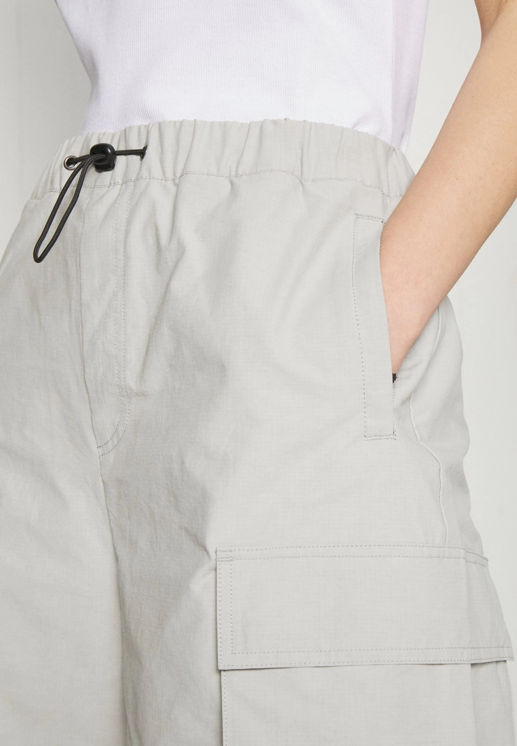 YOURTURN Unisex - Short - Light Grey 7 YOURTURN Unisex - Short - Light Grey – Image 7